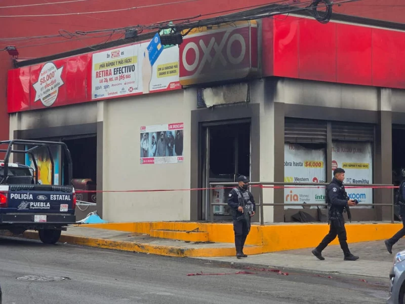 Ya hay detenidos por incendio de tiendas Oxxo y bloqueos en Puebla: Armenta