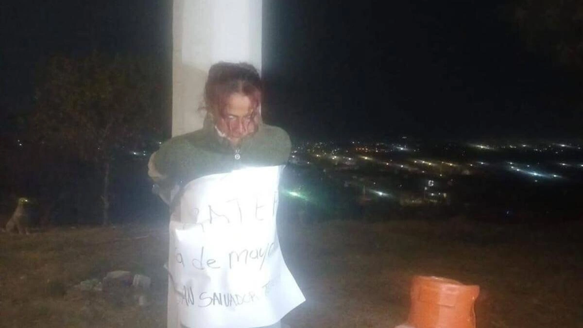 Amarran a mujer por robar tanque de gas en Barranca Honda