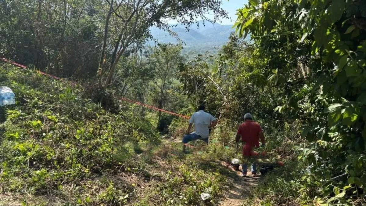 A machetazos matan a abuelita y nieta en Pantepec, Puebla
