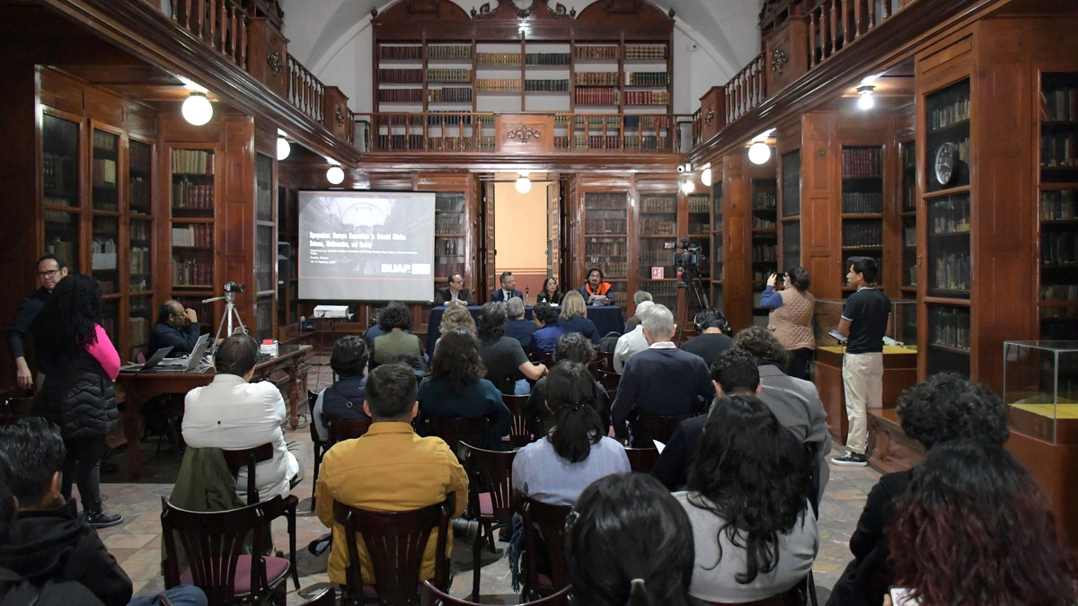 Explora BUAP los vínculos entre la ciencia, Matemáticas y la cultura barroca novohispana
