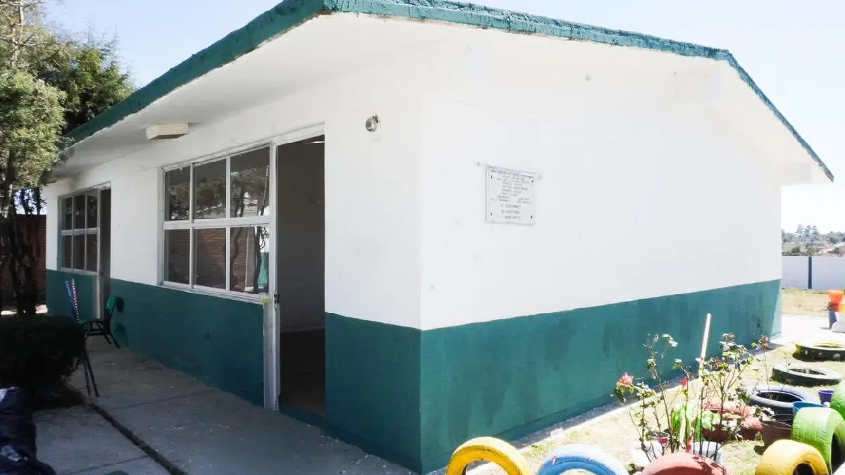 Roberto Solís rehabilita preescolar en tianguistenco: van 32 escuelas beneficiadas con el programa "coloreando la educación"