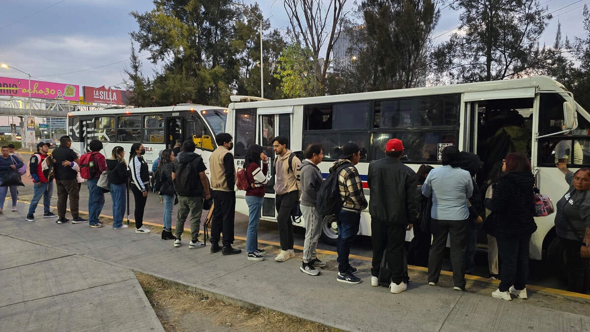 Habrá rutas provisionales para resolver falta de transporte en Puebla: SMT 