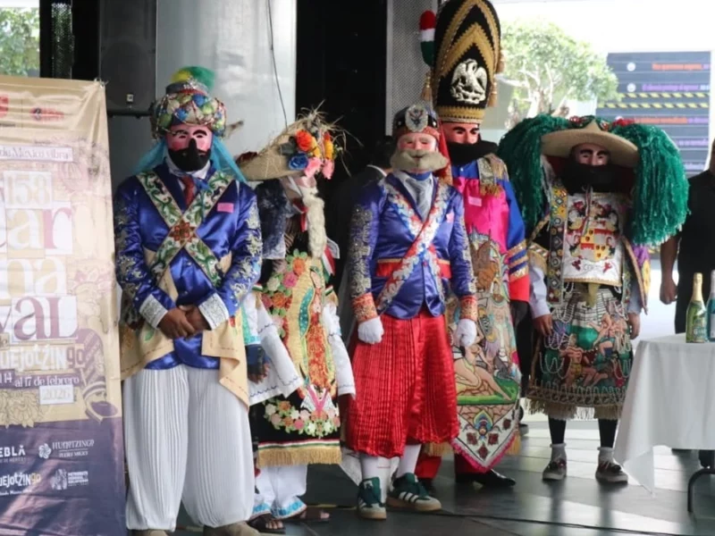 Roberto Solís y Lizeth Sánchéz presentan la edición 158 del Carnaval de Huejotzingo en el Senado