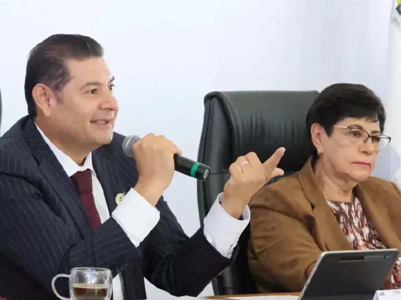 Implementa Gobierno Estatal transporte alternativo y garantiza movilidad segura a familias