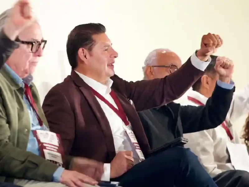 Asiste Alejandro Armenta al Consejo Nacional de Morena.