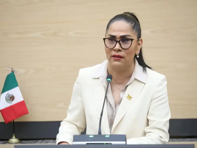 Impulsa Fedrha Suriano reformas para prevenir y erradicar la discriminación hacia personas con talla baja