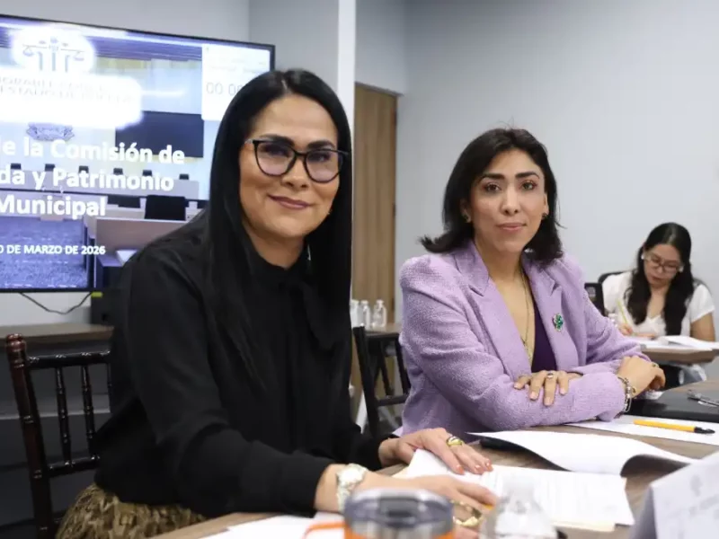 Comparecen titulares de SOAPAP y Agua de Puebla en Comisión del Congreso