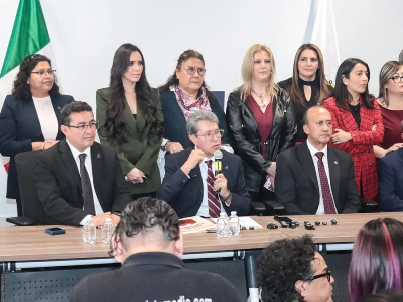 Ricardo Monreal respalda proyecto del Cablebús de Armenta en Puebla