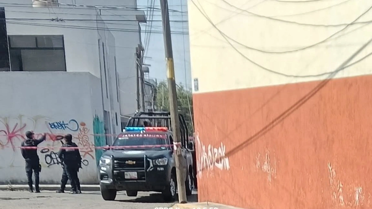 Catean inmuebles en Xonacatepec en búsqueda de restos humanos  