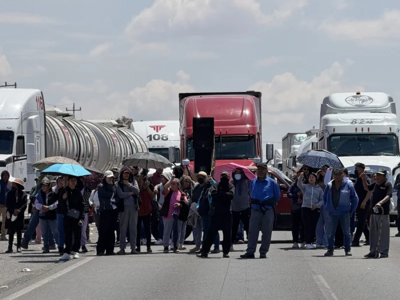 Por cuarta ocasión en el mes, Antorcha Campesina bloquea la autopista Puebla-Orizaba