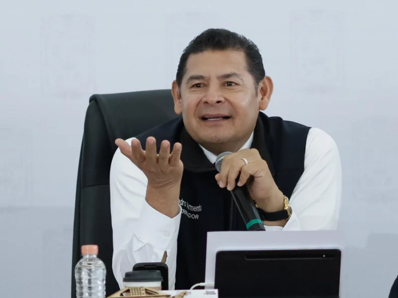Armenta deja en claro que en Puebla no habrá impunidad ni para sus familiares
