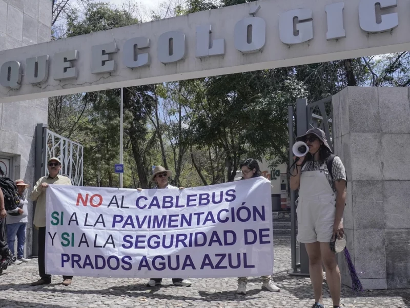 ¿Está suspendida la obra del Cablebús en Puebla?