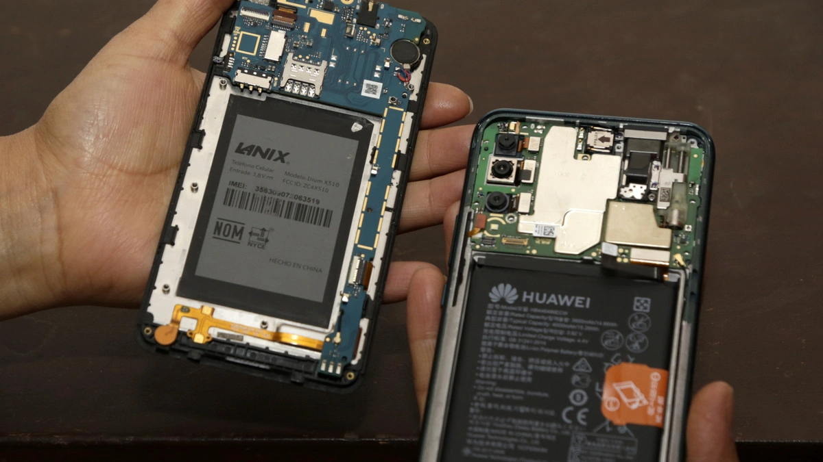 Celulares robados acaban en locales de reparación y plazas del Centro Histórico de Puebla 