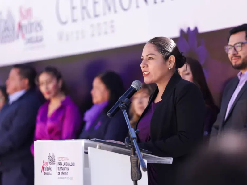 Destaca Lupita Cuautle avances y estrategias a favor de las mujeres, en ceremonia cívica