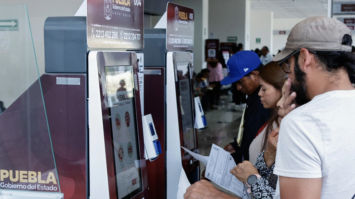 Proponen verificación obligatoria para el pago del control vehicular en Puebla 