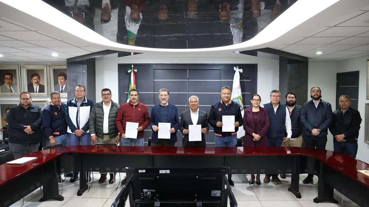 Gobierno de Puebla emitirá convocatoria para elegir directores de las escuelas normales