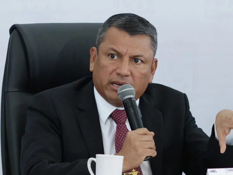 En Puebla, los roba relojes mudaron a la extorsión en chelerías y negocios clandestinos