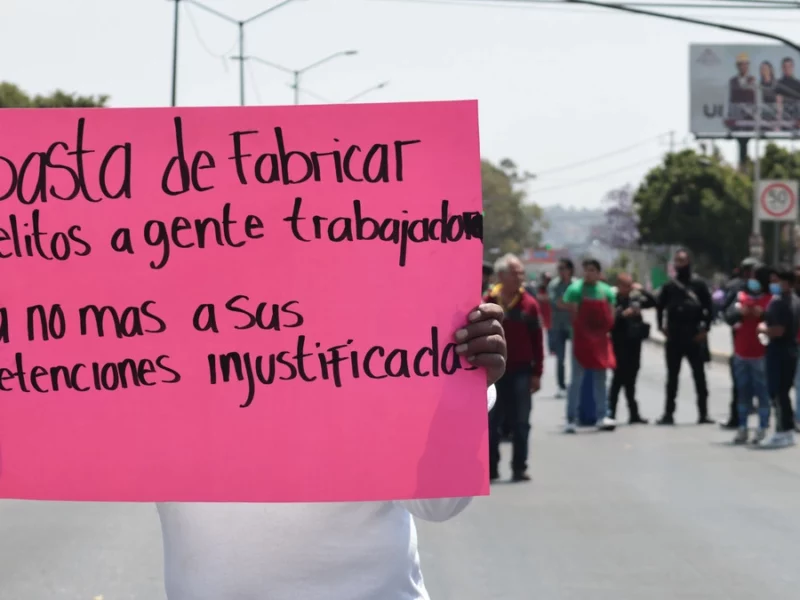 Delincuentes pagan 500 pesos para provocar protestas en mercados de Puebla: SSP