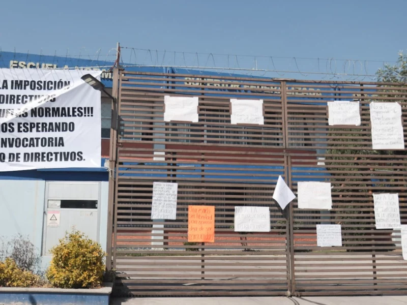 Escuelas normales de Puebla se van a paro; acusan imposición de directivos   