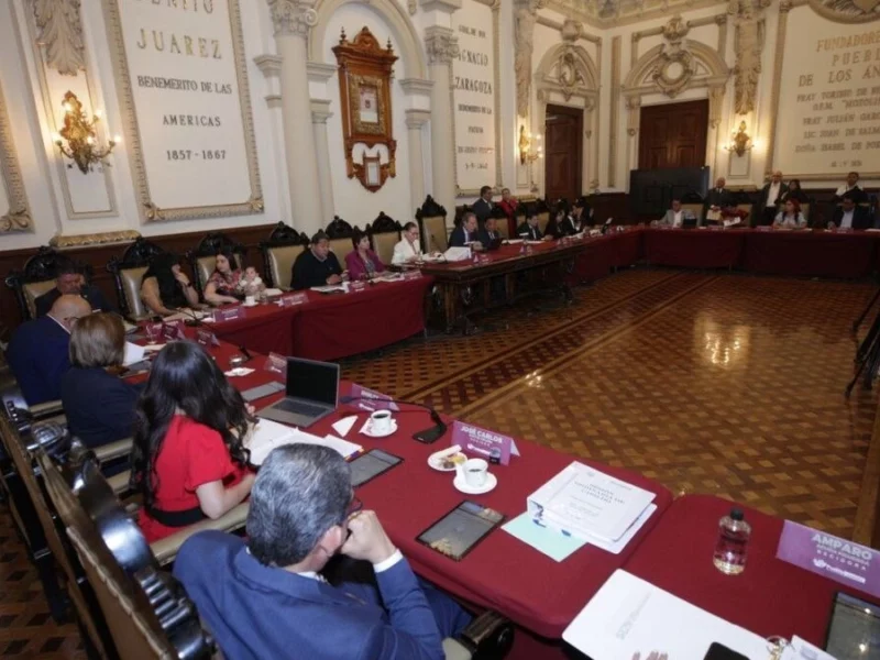 Plan B de la Reforma Electoral divide a regidores del Ayuntamiento de Puebla