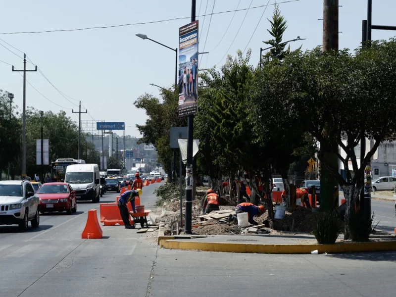Gobierno de Puebla propondrá a vecinos cerrar tres retornos de la Calzada Zaragoza