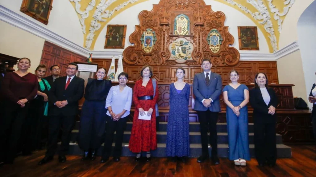 Este miércoles, Annie Pardo, la madre de Claudia Sheinbaum, estuvo en la BUAP.