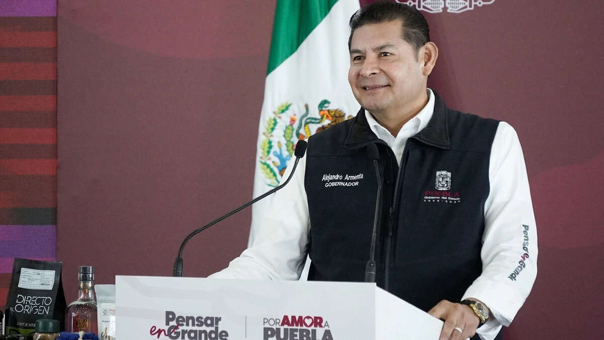 Anuncia Armenta pavimentación de 20 mil calles en Puebla durante 2026