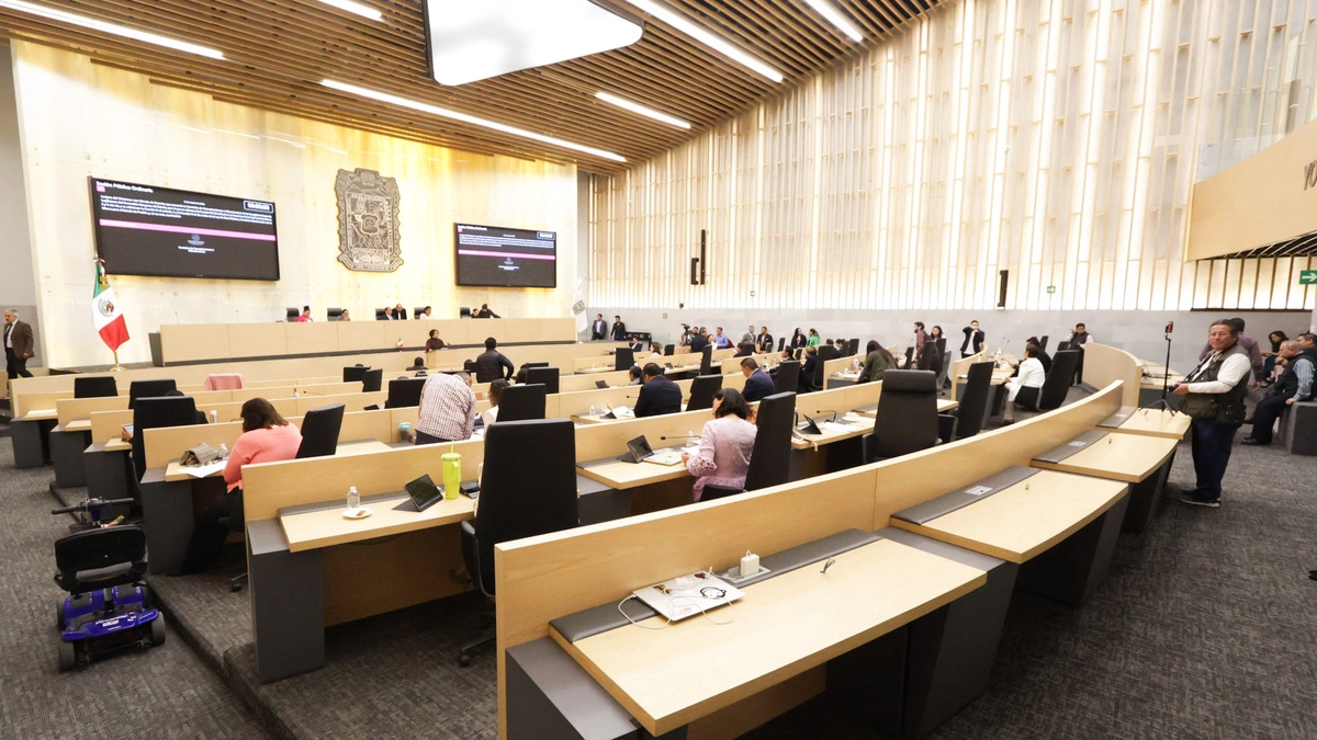 El Congreso de Puebla es el que más iniciativas presenta, pero sólo dictamina el 8%