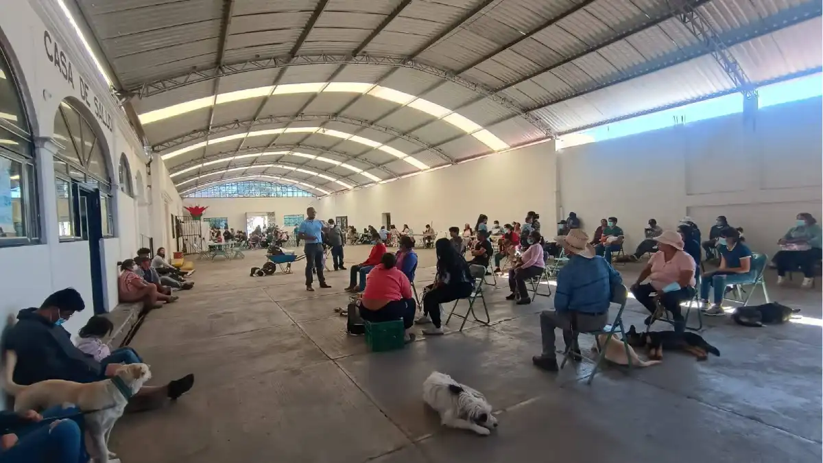 Ariadna Ayala acerca jornada integral del DIF a La Trinidad Tepango en Atlixco
