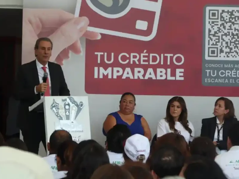 Entrega Pepe Chedraui créditos a emprendedores; este año hay una bolsa de 20 mdp.