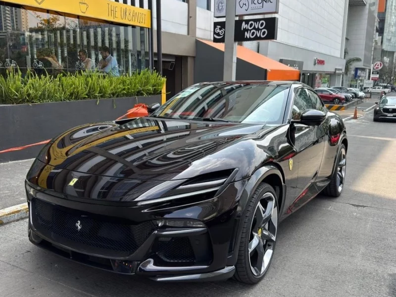 Roban Ferrari Pura Sangre de más de 500 mil dólares en Acatzingo con lujo de violencia