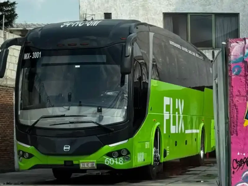 Flix decepciona a usuarios al aumentar sus tarifas en temporada vacacional.