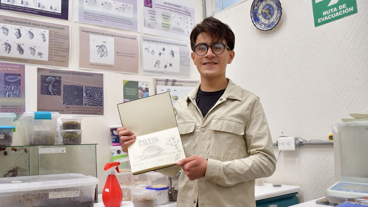 Estudiante gana medalla de bronce en Infomatrix Puebla 2026
