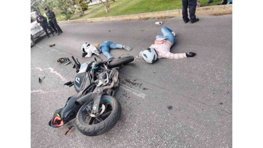 Mueren dos motociclistas durante accidente en el bulevar 18 de noviembre.