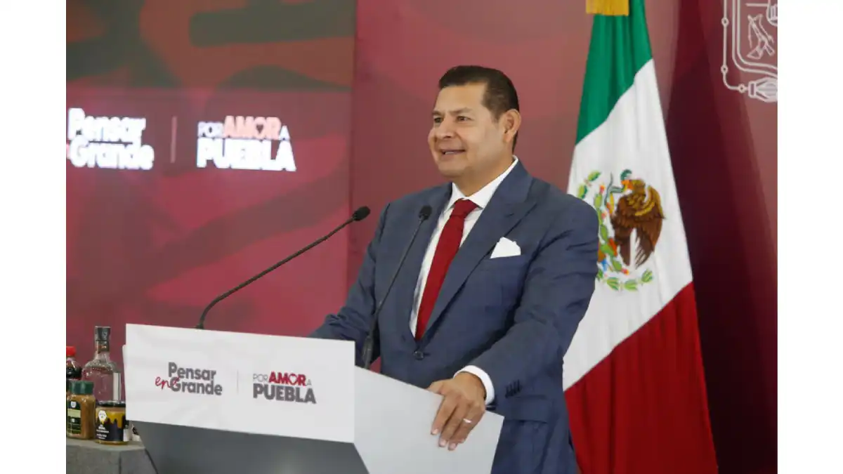 Inversión histórica en Obra Comunitaria deportiva, transforma vidas: Laura Artemisa