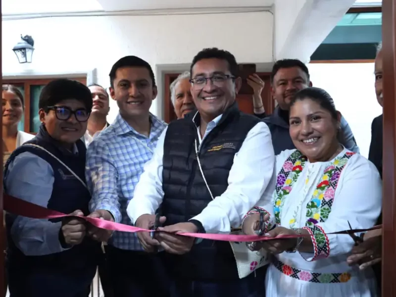 Elisa Limon inaugura su casa de gestión acompañada de Pável Gaspar; refrendan el compromiso de legislar en territorio