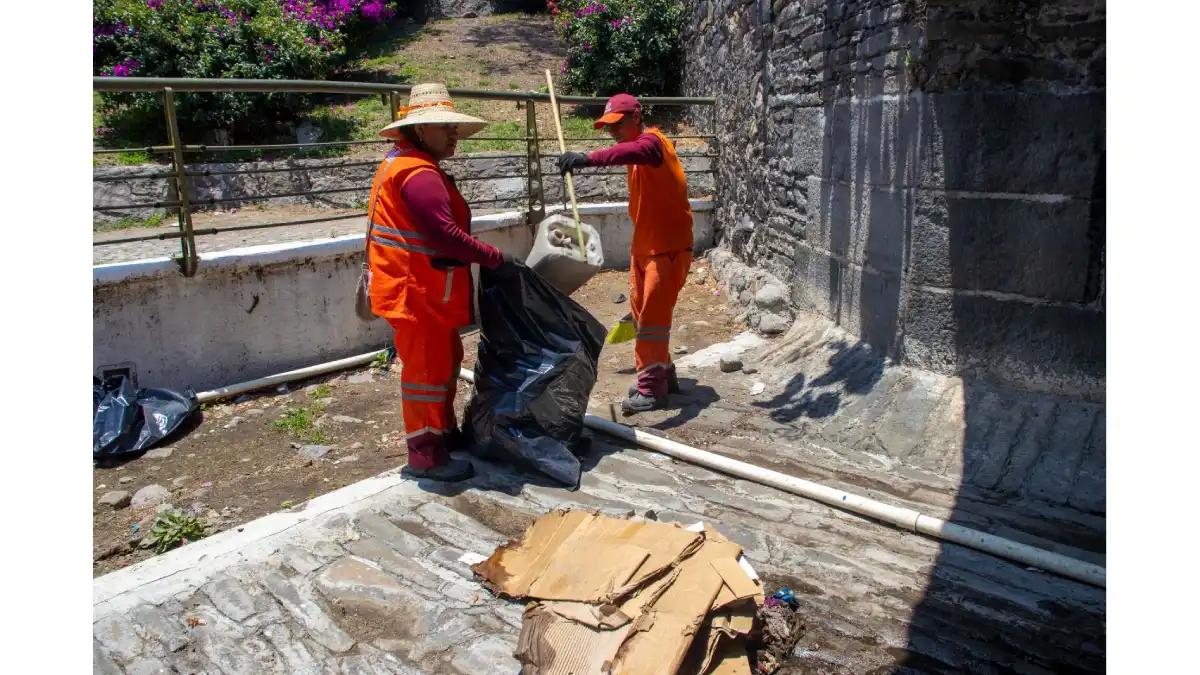 Gobierno de Pepe Chedraui mejora imagen del Puente de Ovando con jornada de limpieza integral
