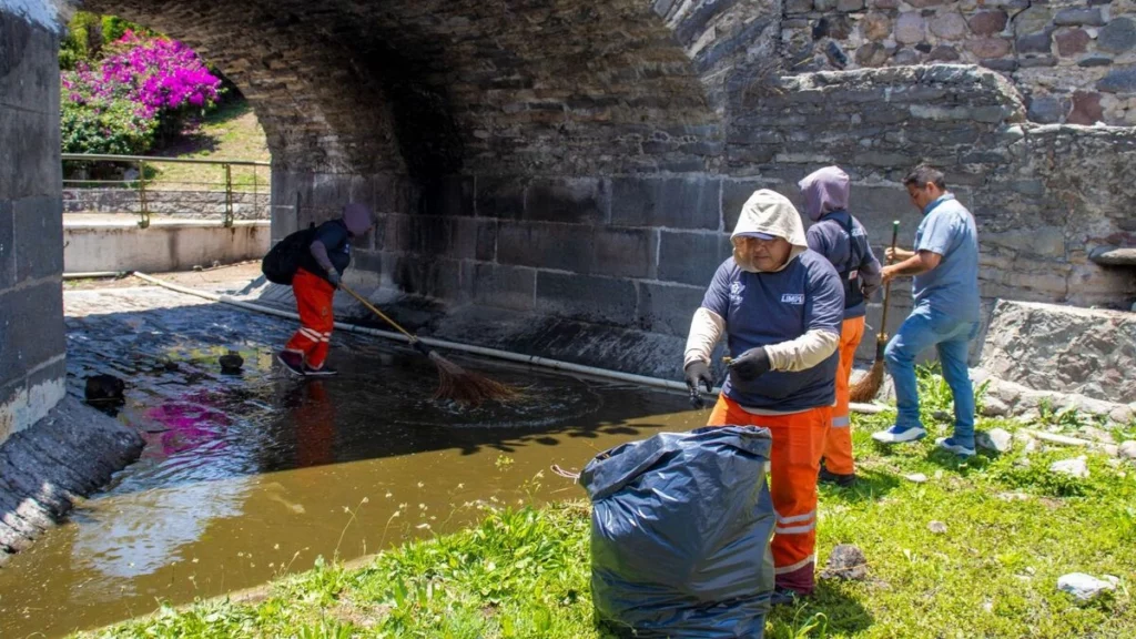 El Ayuntamiento de Puebla intervino para recuperar de los indigentes el Puente de Ovando.