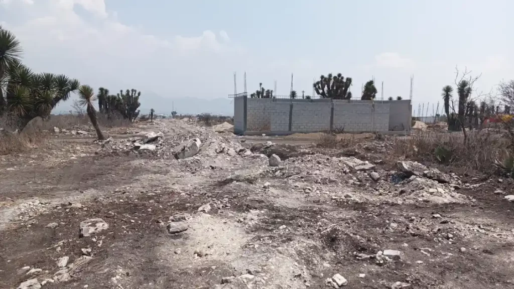 Vista de la construcción de casas que se realiza de forma ilegal en en la Reserva de la Biosfera Tehuacán-Cuicatlán.