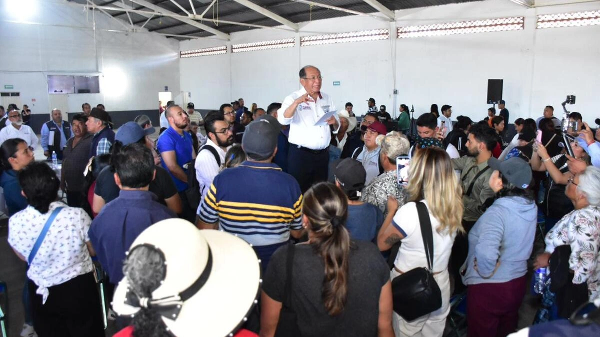 Tras reclamos a Sheinbaum, Aguilar Pala hace compromisos con vecinos de San José Chiapa