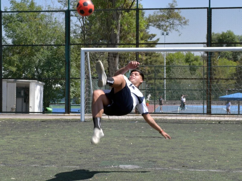 Convocan a estudiante BUAP al Street Soccer Tournament Wroclaw Cup 2026