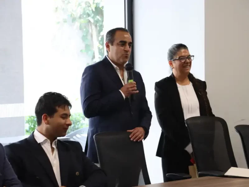 Encabeza el diputado Mauricio Céspedes Taller de Técnica Parlamentaria con jóvenes