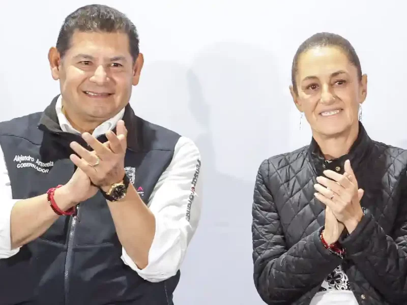 Entrega Sheinbaum primeros hogares del Programa de Vivienda en Puebla.