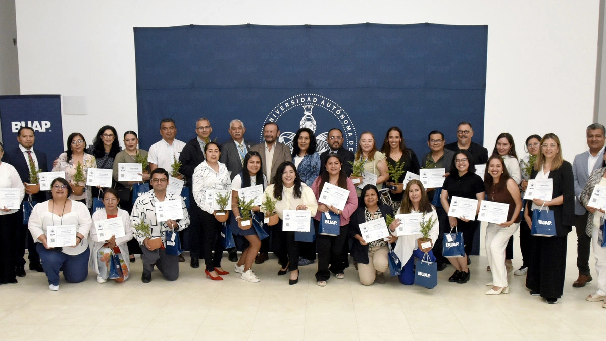 Forma BUAP agentes de cambio en desarrollo sostenible