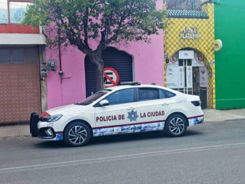 Delincuentes asaltan la joyería Amor Platería en el Centro Histórico