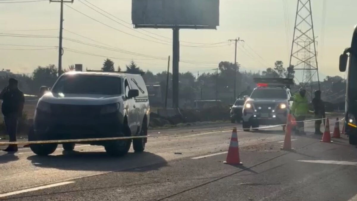 Automóviles destrozan cuerpo de un hombre atropellado en la Puebla-Orizaba 