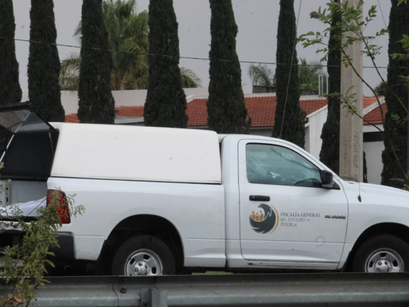 Ejecutan a dos hombres y abandonan sus cuerpos en barranca de Acatlán
