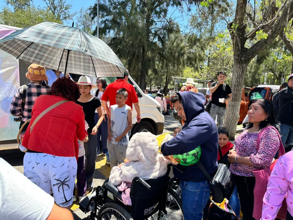 En este Día de la Niñez, las familias que tienen pacientes en el Hospital de la Niñez Poblana (HNP) festejan la ocasión a pesar de sus complejas y disímiles historias.