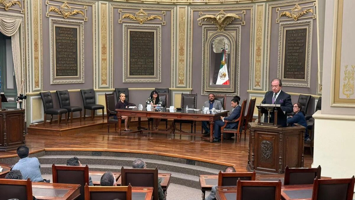Presentan libro sobre feminicidios en Puebla; Congreso propone Consejo Ciudadano 
