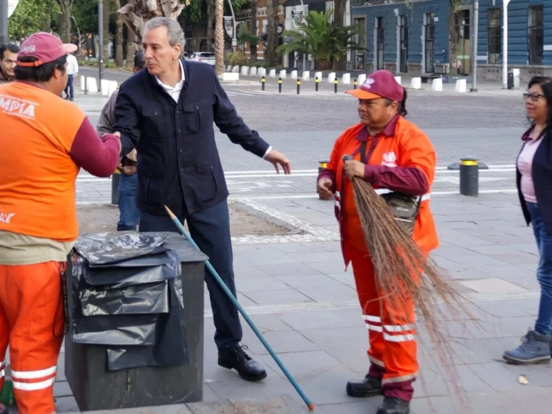Realizan operativo de limpieza en Puebla tras concluir actividades por Semana Santa 